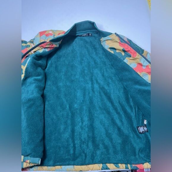 Obey Bunker multi-color drip camo jacket Size M Women’s Full Zip - Picture 8 of 9